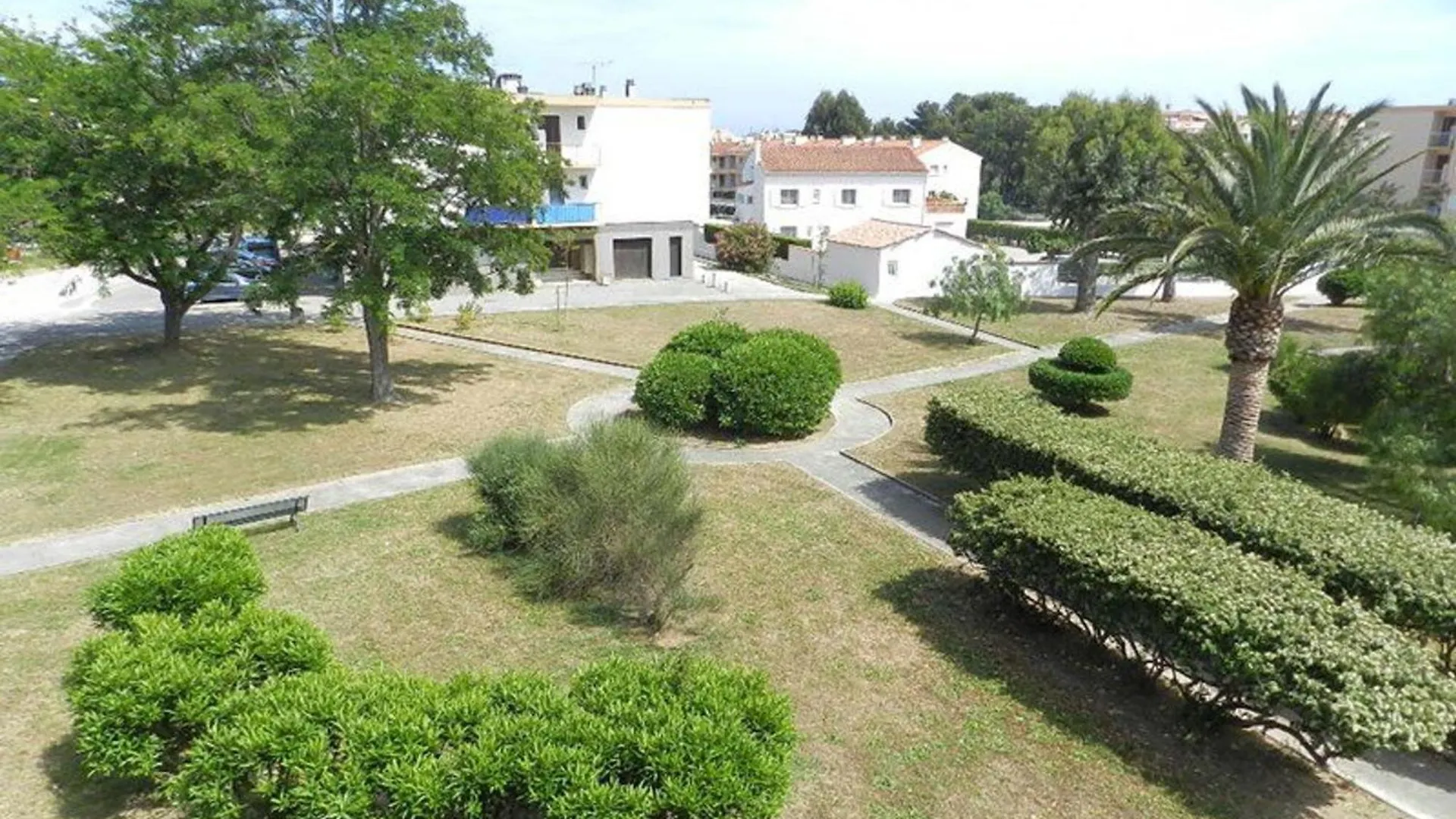 Studio 3 Couchages A 2 Min De La Plage - Bormes-Les-Mimosas, Parking Inclus - Fr-1-251-720